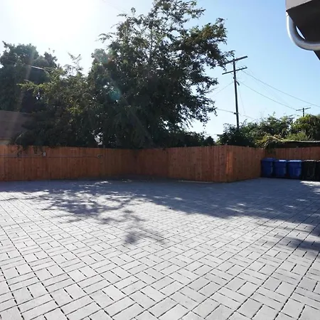 Good Shepard Homestay Los Angeles Exterior photo